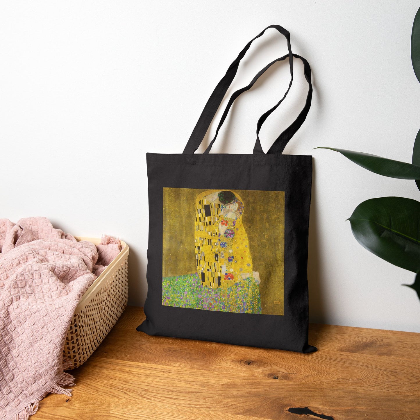 The Kiss by Gustav Klimt (Tote)
