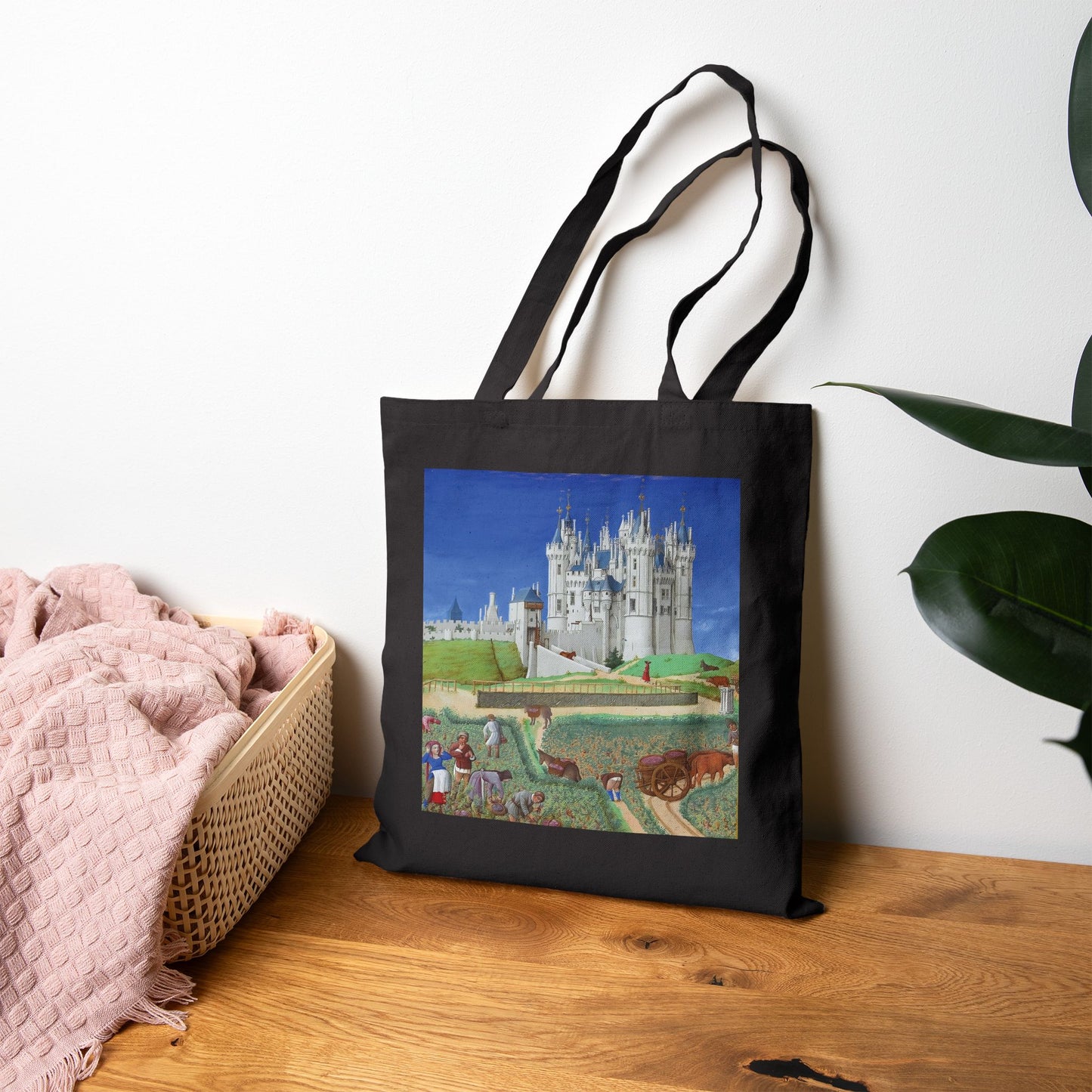 Château de Saumur by the Limbourg brothers (Tote)
